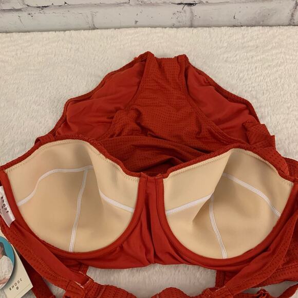 Rhode Women's Red Textured Dot One Piece Swimsuit Size 2X - Picture 4 of 7